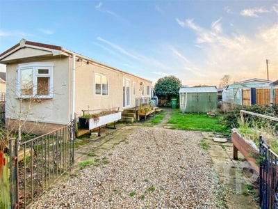 1 Bedroom Mobile Home For Sale In Attleborough