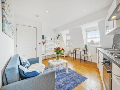 1 Bedroom Penthouse For Sale In Reading