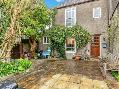 1 bedroom semi-detached house for sale in St. Vincents Hill, Bristol, BS6
