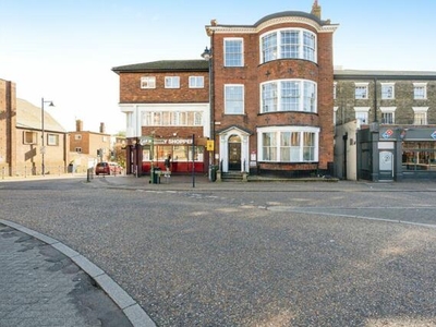 10 Bedroom Semi-detached House For Sale In Great Yarmouth