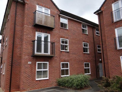2 Bedroom Apartment For Rent In Halesowen, West Midlands