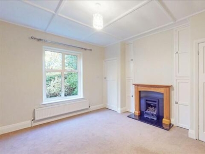 2 Bedroom Apartment For Rent In Longden Coleham