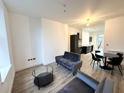 2 bedroom apartment for rent in Park Terrace, Liverpool, Merseyside, L22