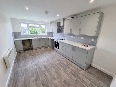 2 bedroom apartment for rent in Pascoe Close, Lower Parkstone, BH14