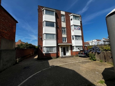 2 bedroom apartment for rent in Priory Crescent, Southsea, Hampshire, PO4
