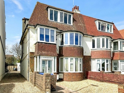 2 bedroom apartment for sale in Brighton Road, East Worthing BN11 2HA, BN11