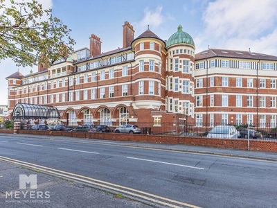 2 bedroom apartment for sale in Burlington Mansions, 9 Owls Road, Bournemouth BH5