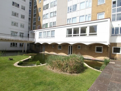 2 bedroom apartment for sale in Chiswick Place, Eastbourne, , BN21