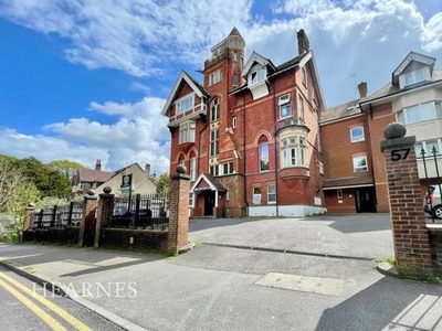 2 Bedroom Apartment For Sale In East Cliff, Bournemouth