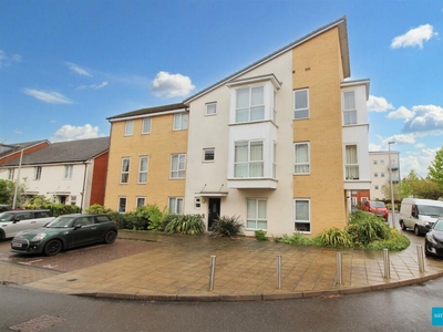 2 bedroom apartment for sale in Havergate Way, Reading, RG2