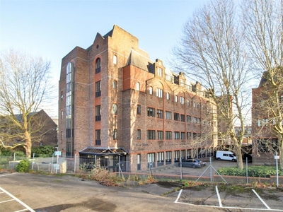 2 bedroom apartment for sale in Knightrider Court, Knightrider Street, Maidstone, Kent, ME15