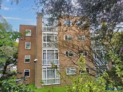 2 bedroom apartment for sale in Mount Road, Lower Parkstone, Poole, Dorset, BH14