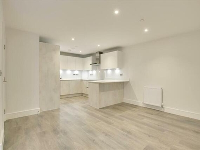 2 Bedroom Apartment For Sale In Navigation House, Lea Wharf