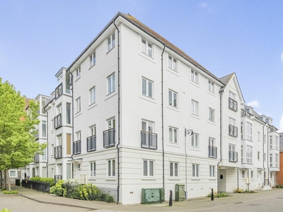 2 bedroom apartment for sale in Old Watling Street, Canterbury, CT1