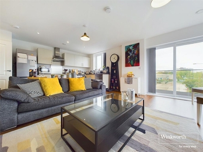 2 bedroom apartment for sale in Oscar Wilde Road, Reading, Berkshire, RG1