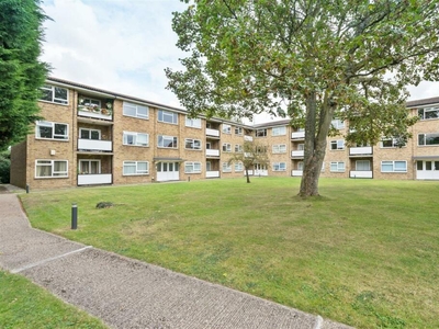 2 bedroom apartment for sale in Stuart Court, Canterbury, CT1