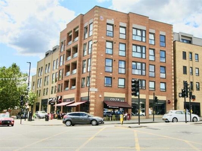 2 Bedroom Apartment For Sale In The Broadway