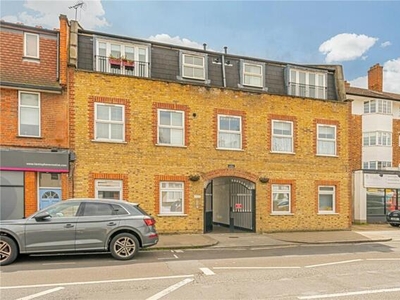 2 Bedroom Apartment For Sale In Twickenham