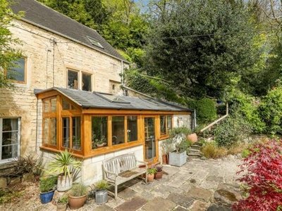 2 Bedroom Cottage For Sale In Chalford