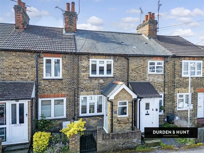 2 bedroom cottage for sale in Great Eastern Road, Warley, Brentwood, Cm14, CM14