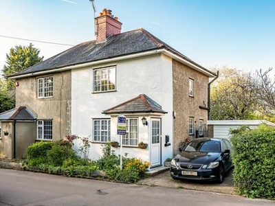 2 Bedroom Cottage For Sale In Warlingham