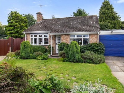 2 bedroom detached bungalow for sale in Aston Close, Kempsey, Worcester, WR5