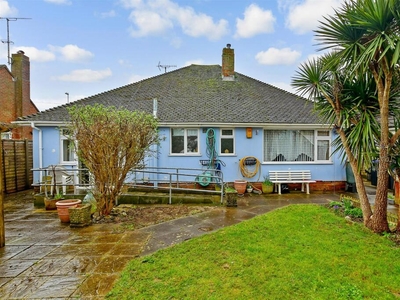 2 bedroom detached bungalow for sale in Eirene Road, Goring-By-Sea, Worthing, West Sussex, BN12