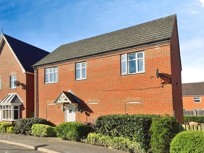 2 bedroom detached house for rent in Flaxley Close, LINCOLN, LN2