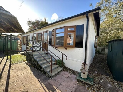 2 Bedroom Detached House For Sale In Hanham, Bristol