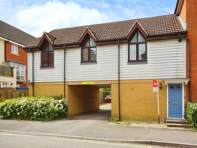 2 bedroom end of terrace house for sale in Arnold Road, Mangotsfield, Bristol, BS16
