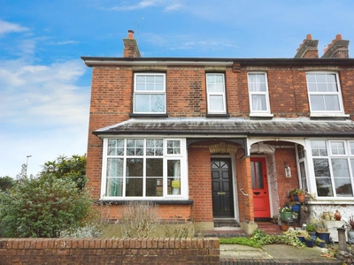 2 bedroom end of terrace house for sale in The Causeway, Great Baddow, Chelmsford, CM2