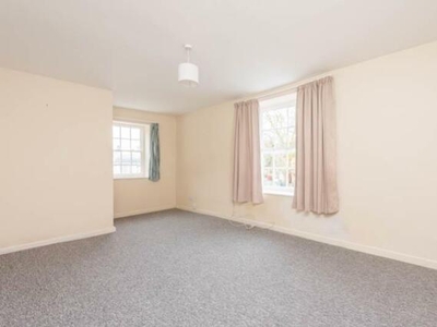 2 Bedroom Flat For Rent In Bampton, Oxfordshire