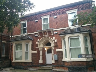 2 bedroom flat for rent in Burns Street, Nottingham, NG7