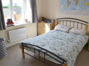 2 bedroom flat for rent in Devonshire Street South, Grove Village, Manchester, M13
