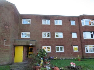 2 Bedroom Flat For Rent In Four Oaks, Sutton Coldfield