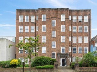 2 bedroom flat for rent in Glenilla Road, London, NW3