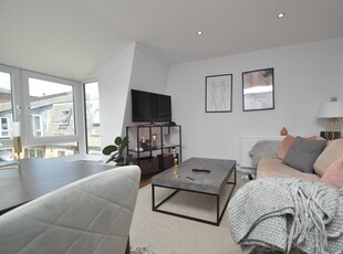 2 bedroom flat for rent in Landseer Road, Upper Holloway, N19