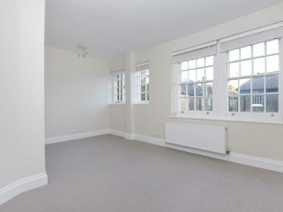 2 bedroom flat for rent in Liverpool Grove, Walworth Village, London, SE17