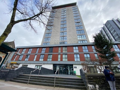 2 bedroom flat for rent in Newport Road, Cardiff, CF24