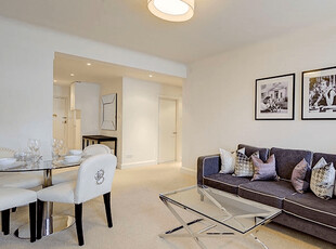 2 bedroom flat for rent in Pelham Court, Fulham Road, London, SW3