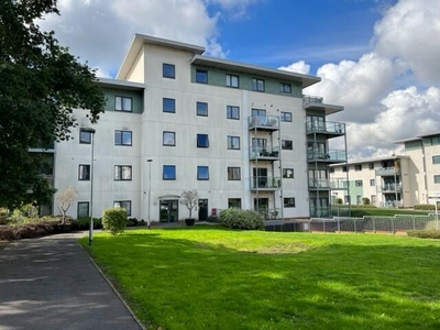 2 bedroom flat for rent in Rollason Way, Brentwood, CM14