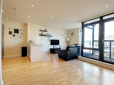 2 Bedroom Flat For Rent In Southbury Road, Enfield