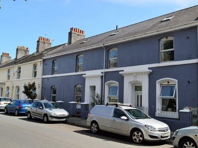 2 bedroom flat for rent in Wilton Street, Plymouth, Devon, PL1