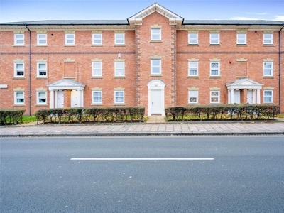 2 bedroom flat for sale in Ashburnham Road, Bedford, Bedfordshire, MK40