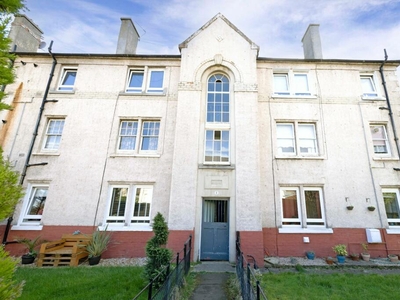 2 bedroom flat for sale in Flat 4, 8 Restalrig Crescent, Edinburgh, EH7