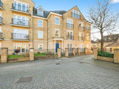 2 bedroom flat for sale in Marshall Court, Marshall Square, Banister Park, Southampton, SO15