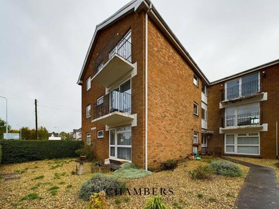 2 Bedroom Flat For Sale In Whitchurch, Cardiff
