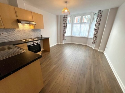 2 bedroom flat to rent Margate, CT9 2HX