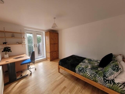 2 Bedroom House Coventry West Midlands