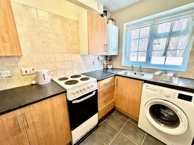 2 bedroom house for rent in Clinton Court, Nottingham, NG1 4DS, NG1